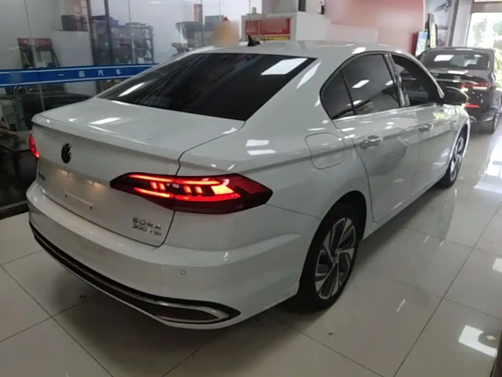Volkswagen Bora 2023
