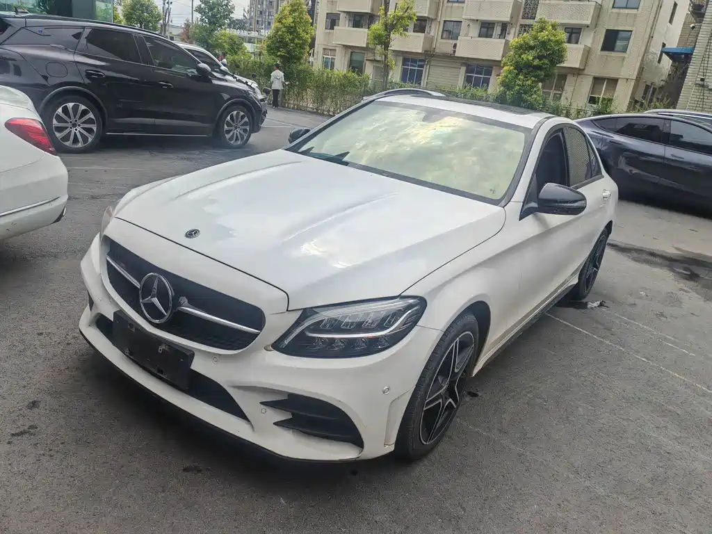 Mercedes-Benz C-Class 2021