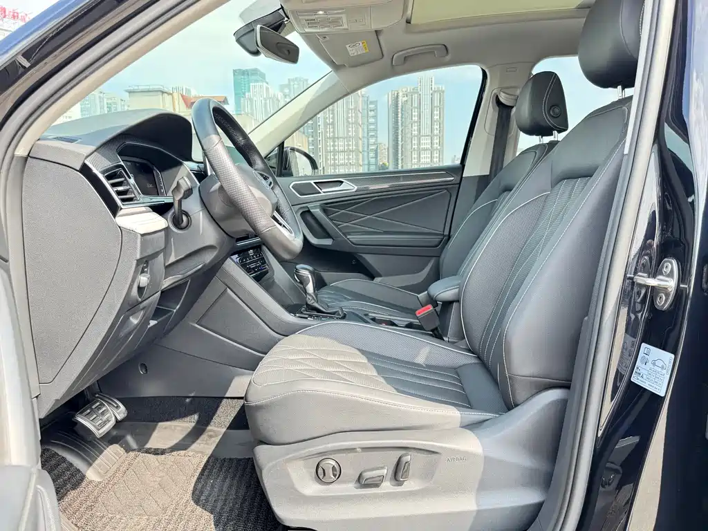 Volkswagen Tiguan L 2022