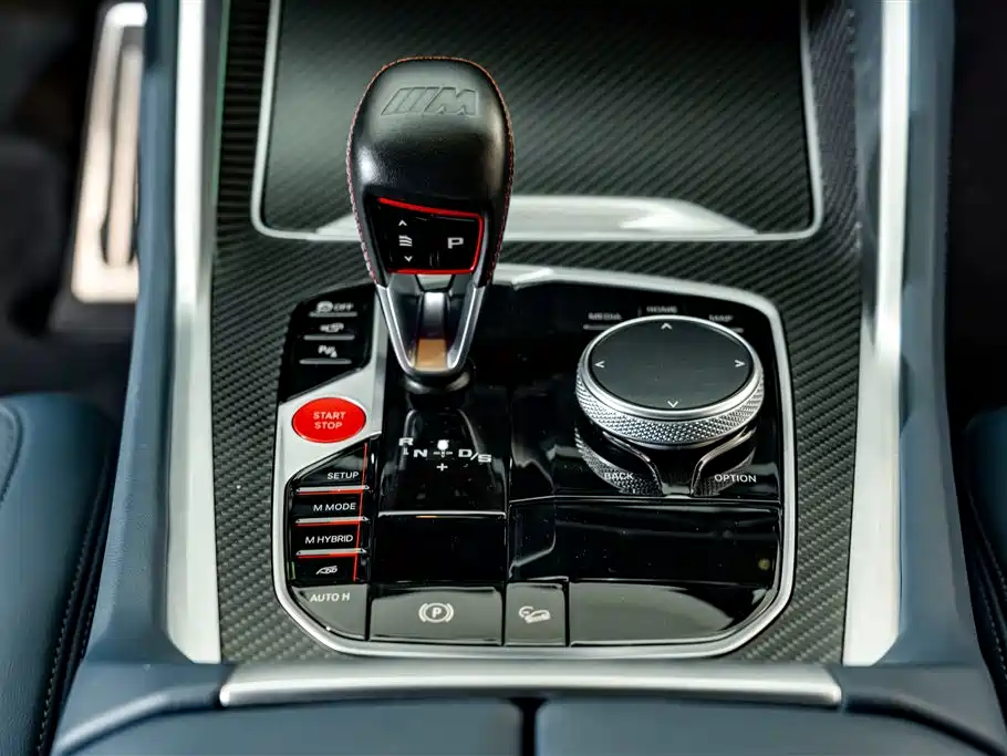 BMW XM 2024 — фото 16