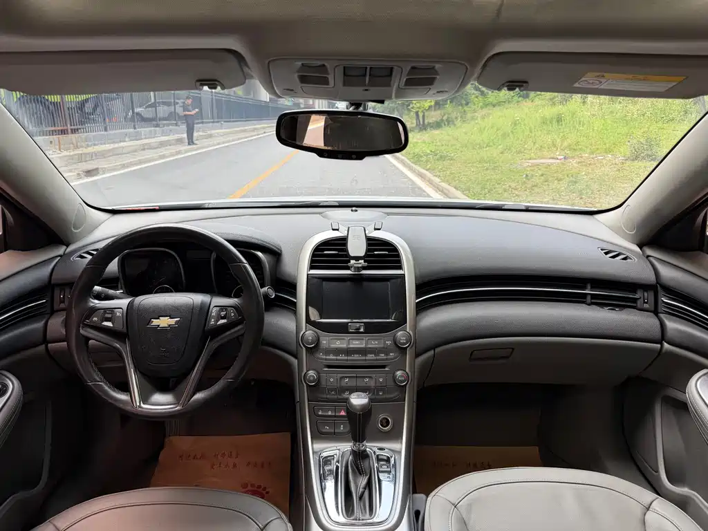 Chevrolet Malibu 2015 — фото 4