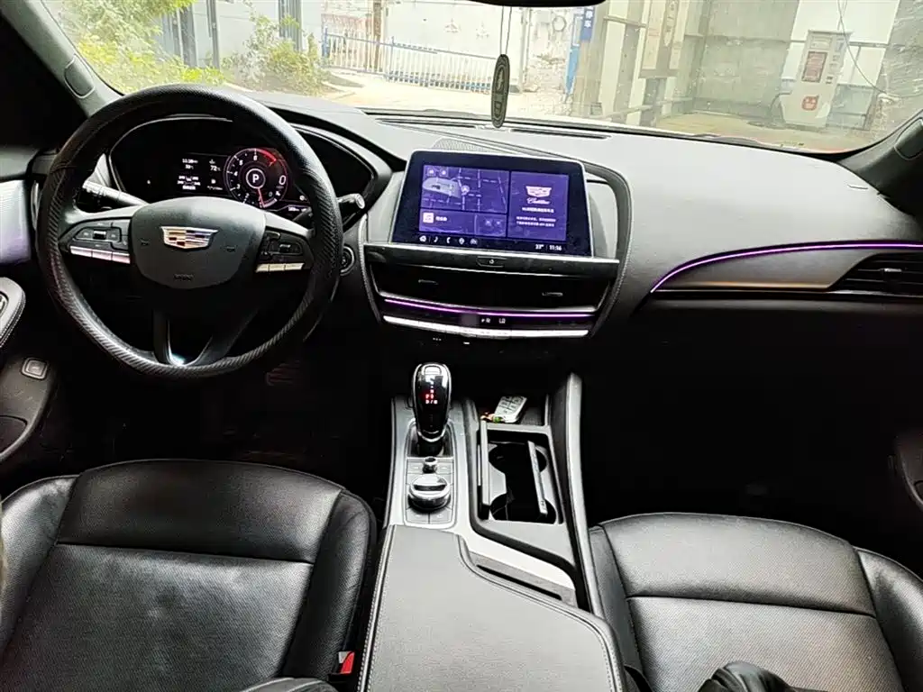 Cadillac CT5 2023 — фото 10