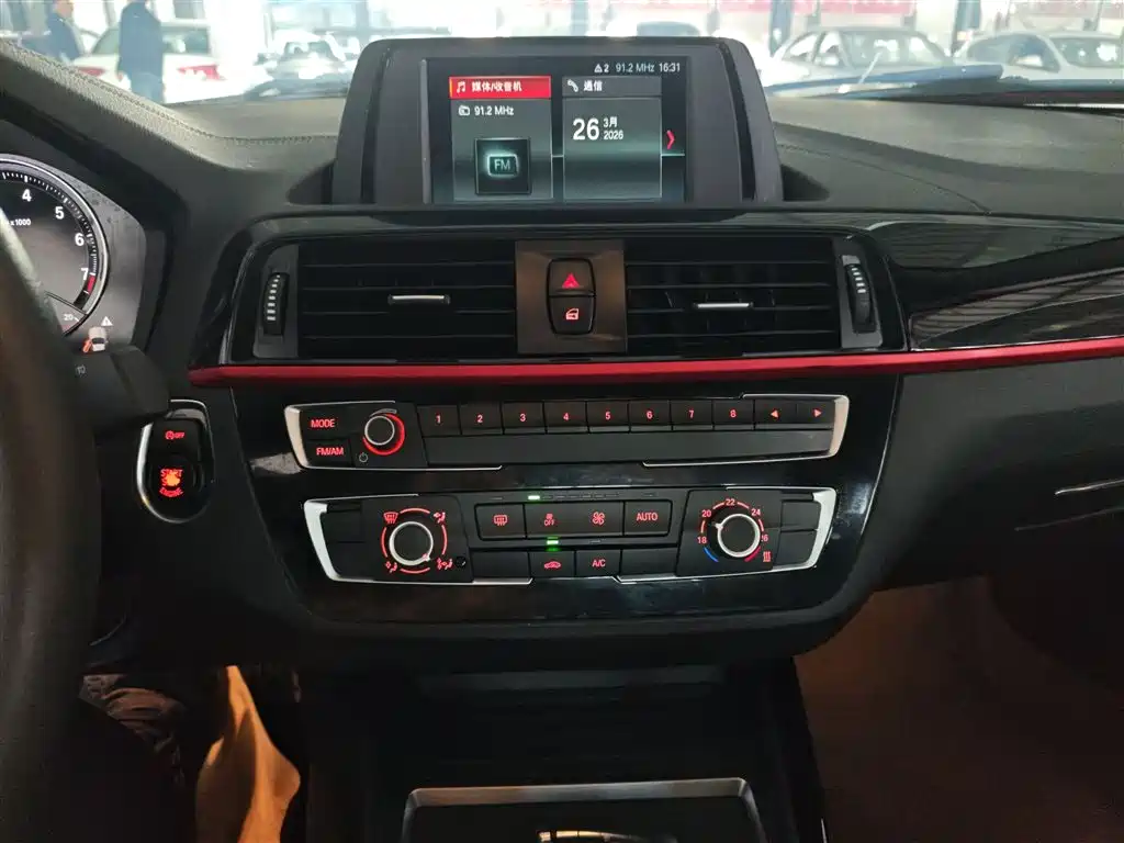 BMW 2 Series 2018 — фото 10