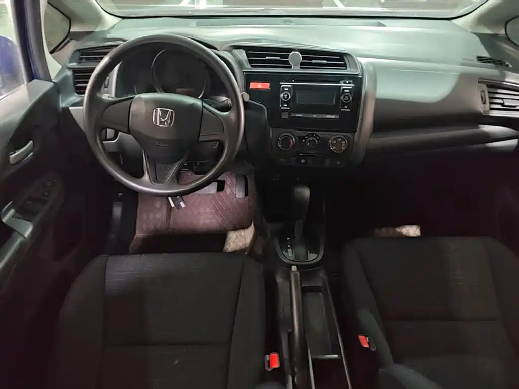 Honda Fit 2017 — фото 10