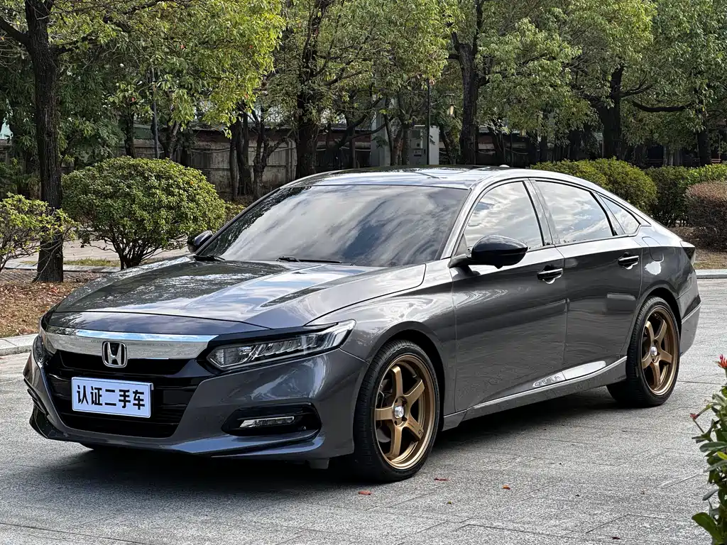 Honda Accord 2020 — фото 1