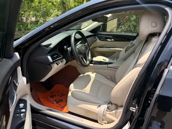 Cadillac CT6 2016