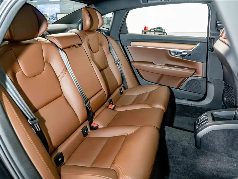 Volvo S90 2025 — фото 22
