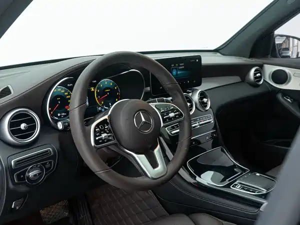 Mercedes-Benz GLC 2021
