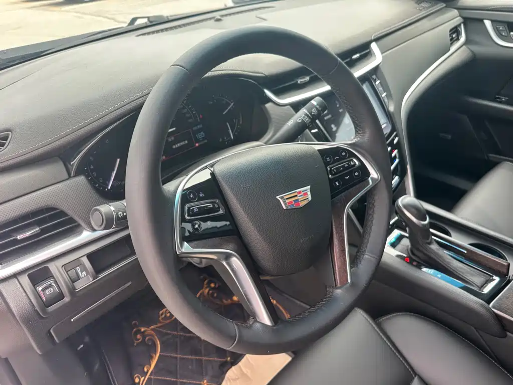 Cadillac XTS 2019 — фото 14
