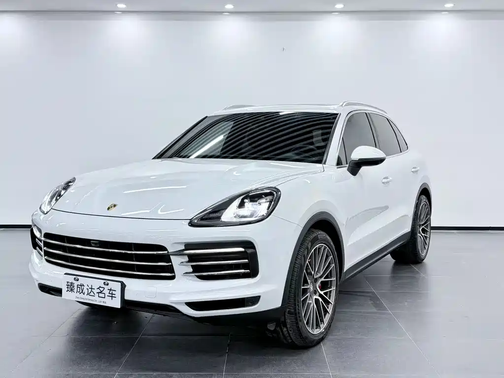 Porsche Cayenne 2020 — фото 1