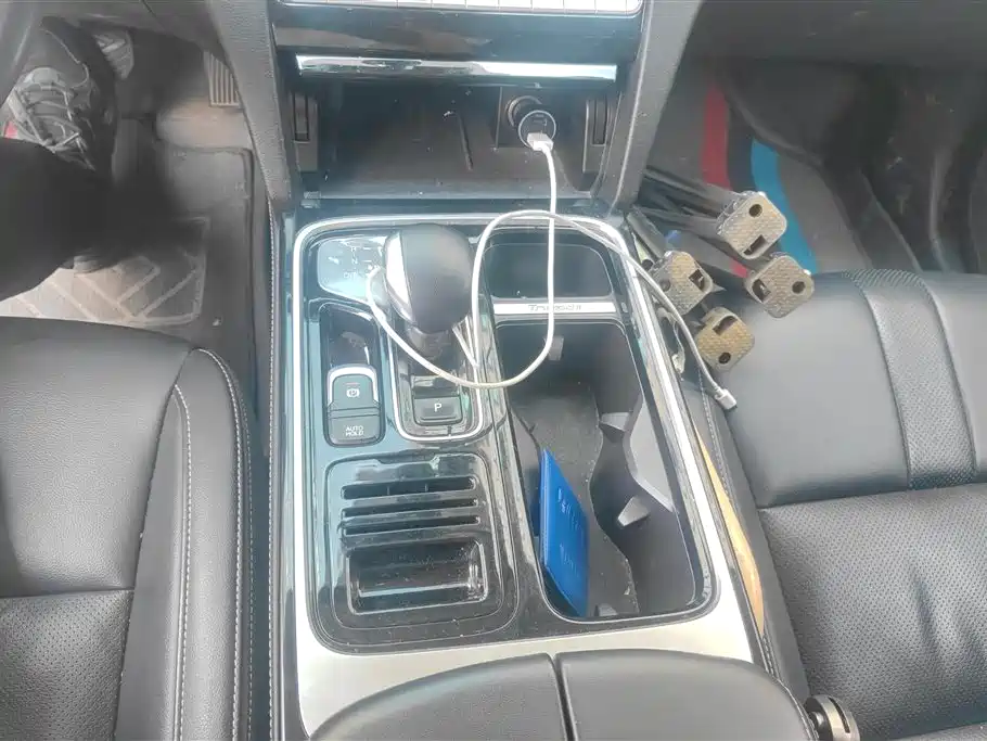 GAC Motor Trumpchi GS8 2020 — фото 16