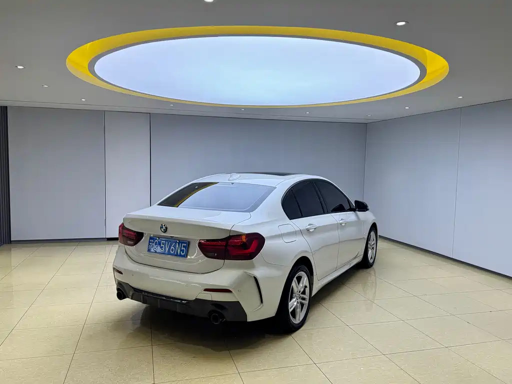 BMW 1 Series 2023