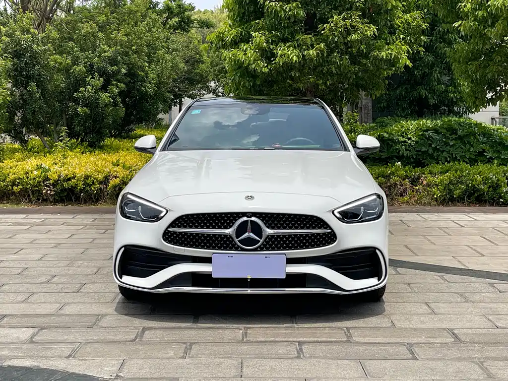 Mercedes-Benz C-Class 2025 — фото 2