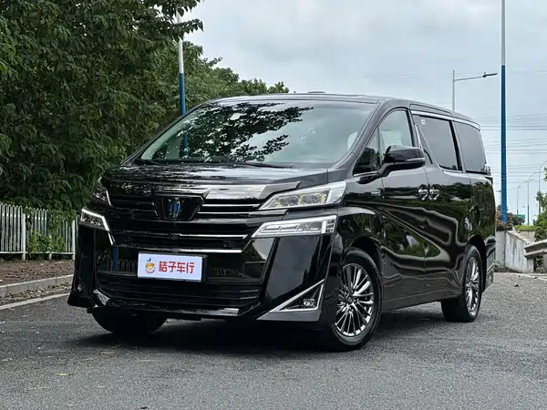 Toyota Vellfire 2023