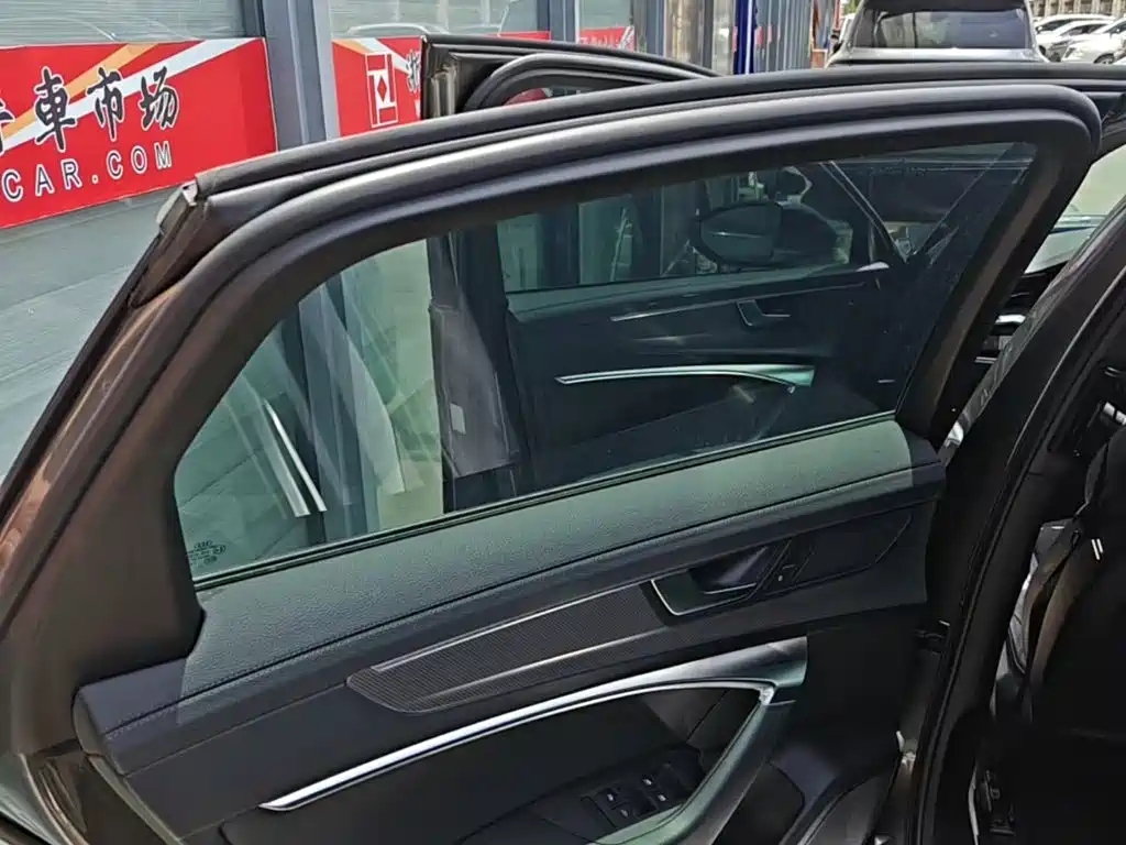 Audi A6L 2021