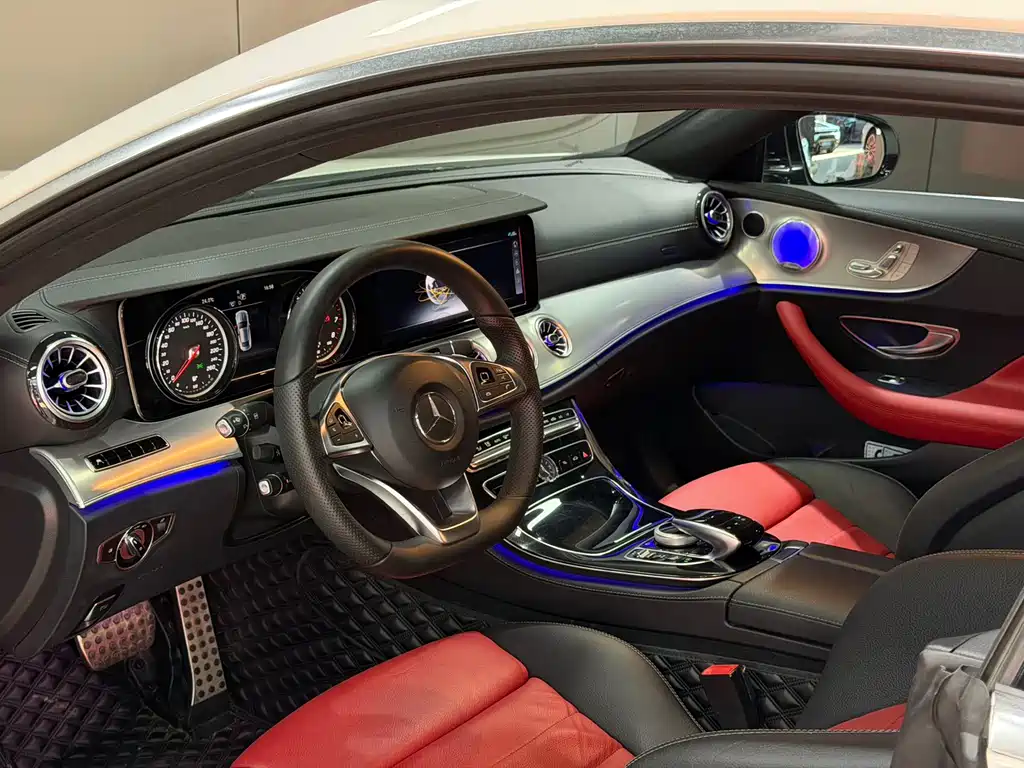 Mercedes-Benz E-Class 2018 — фото 11