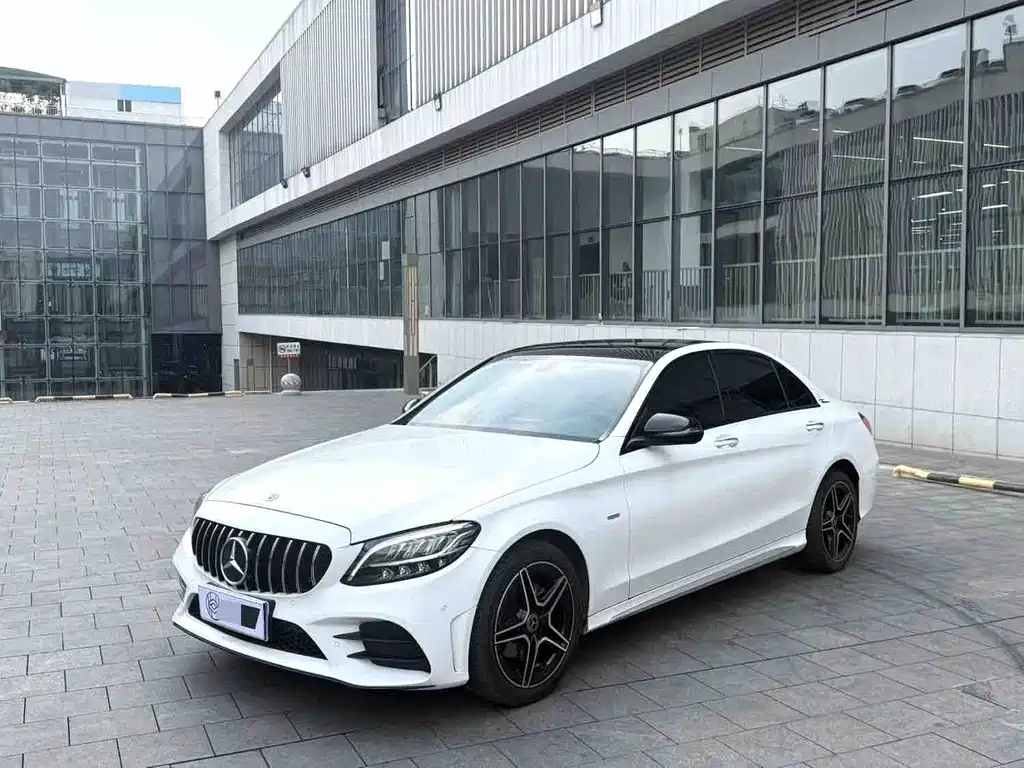 Mercedes-Benz C-Class 2021