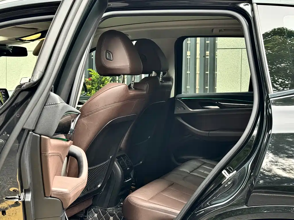 BMW X3 2021