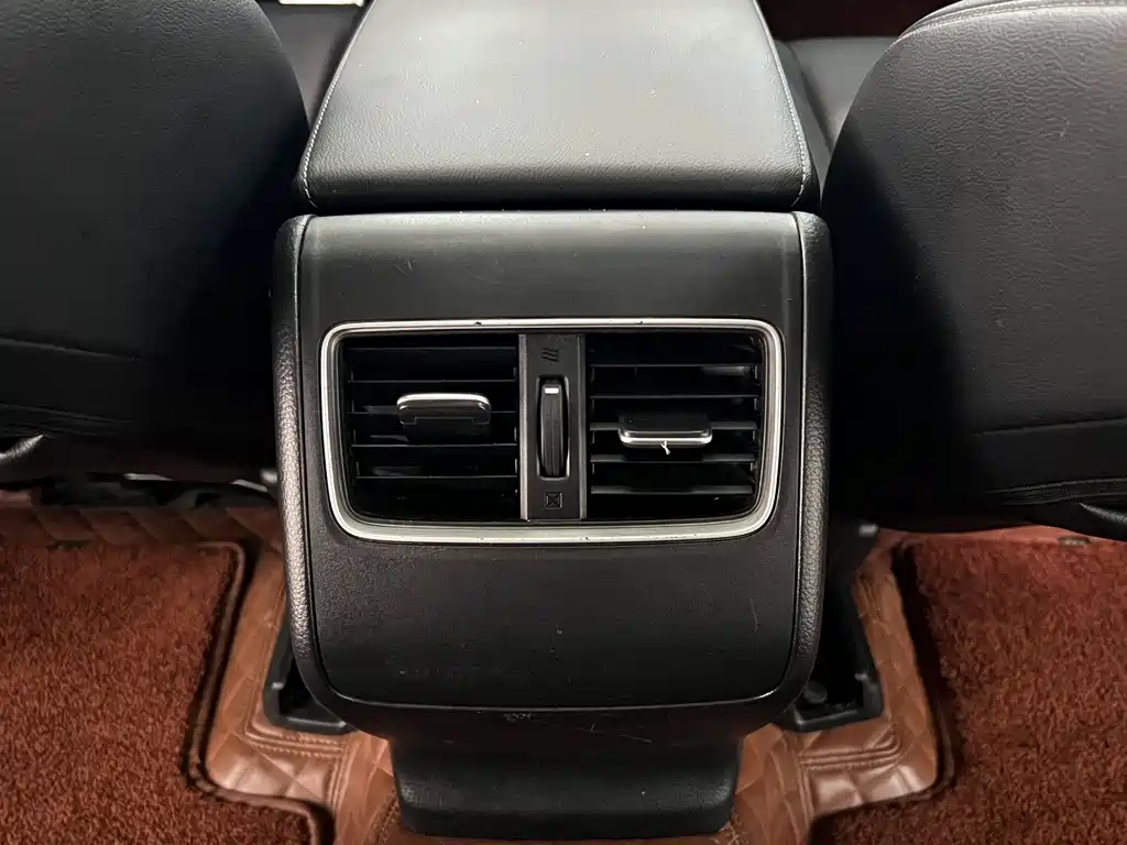 Honda Accord 2020 — фото 13