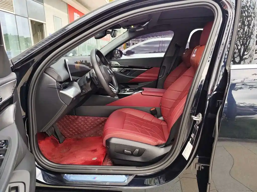 BMW 5 Series 2024