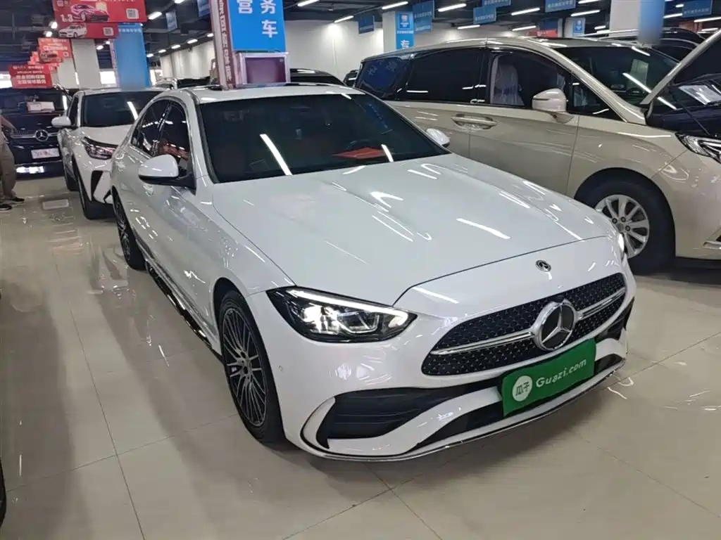 Mercedes-Benz C-Class 2023 — фото 3