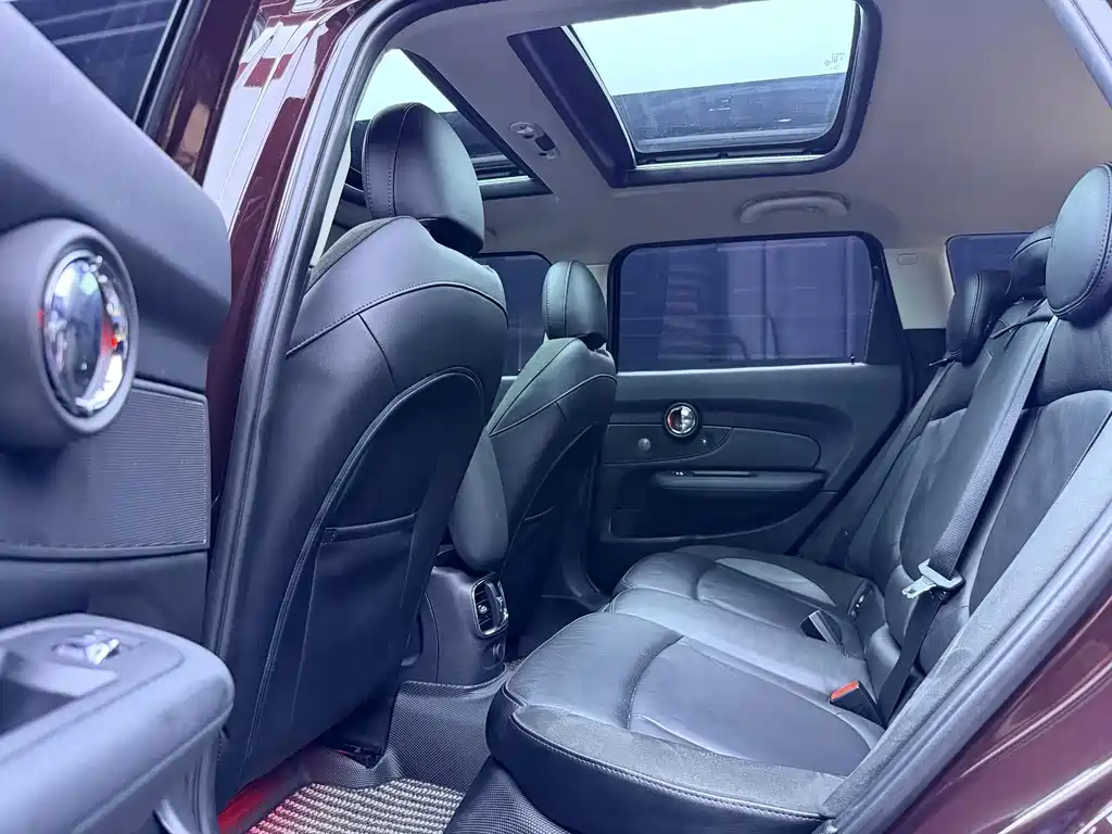 MINI Clubman 2017 — фото 15