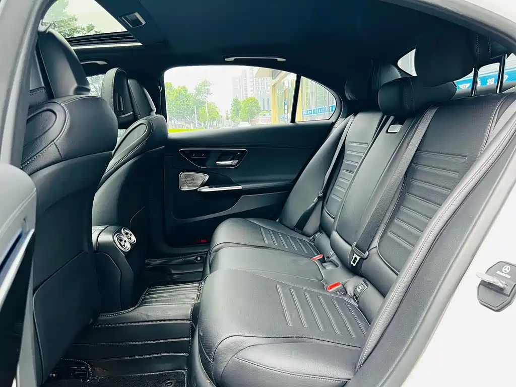 Mercedes-Benz C-Class 2021 — фото 10