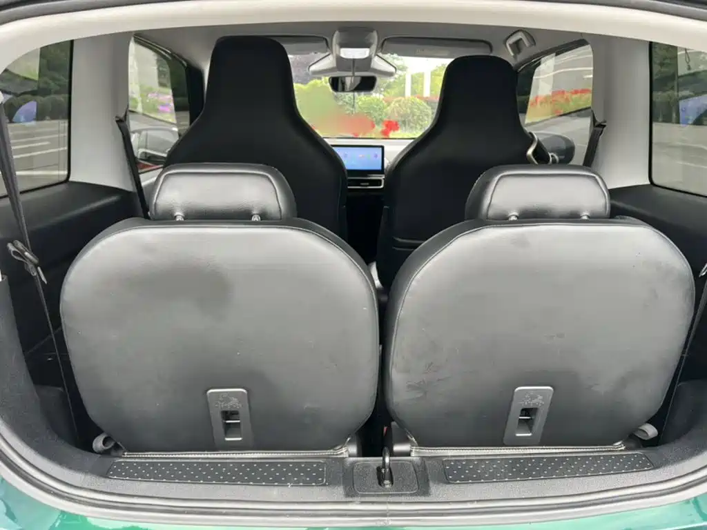 Baojun Kiwi EV 2023 — фото 15