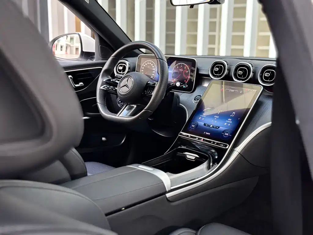 Mercedes-Benz C-Class 2021 — фото 17
