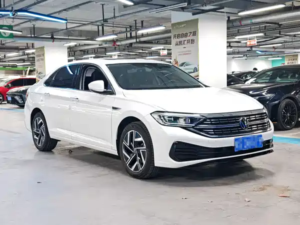 Volkswagen Sagitar 2024