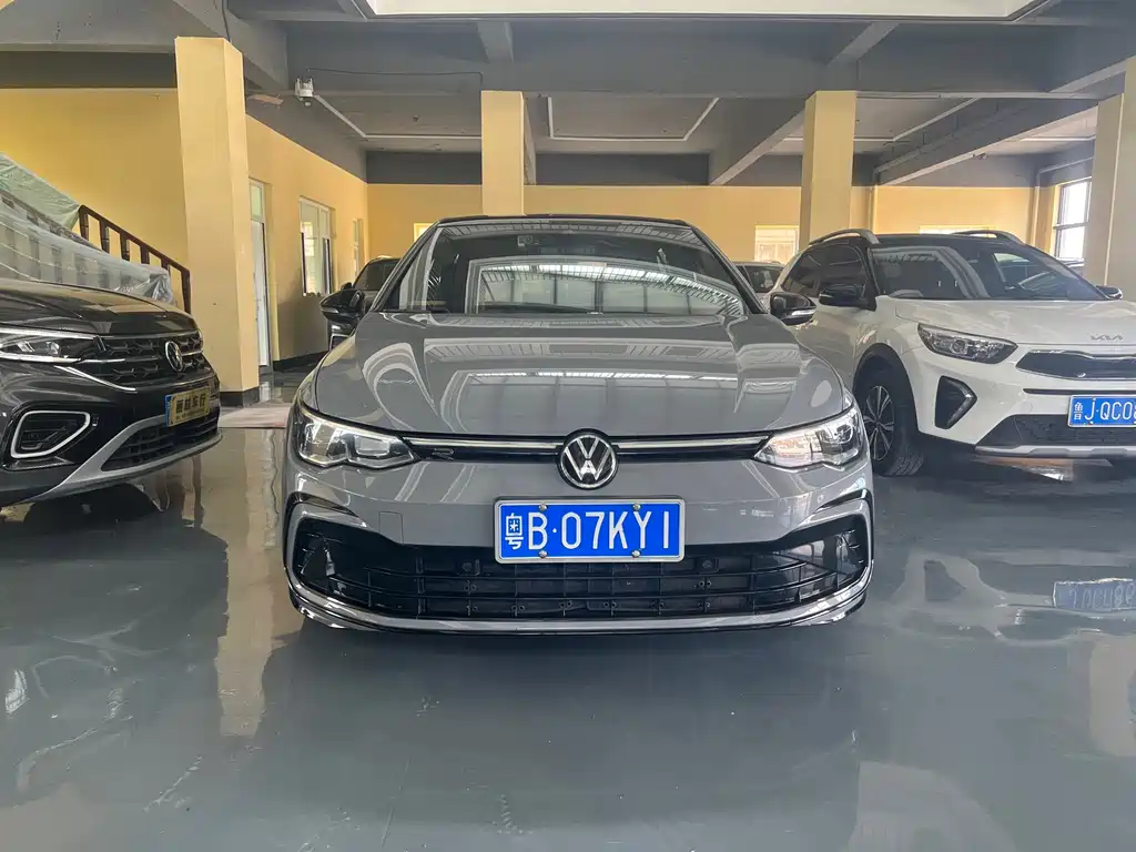 Volkswagen Golf 2022