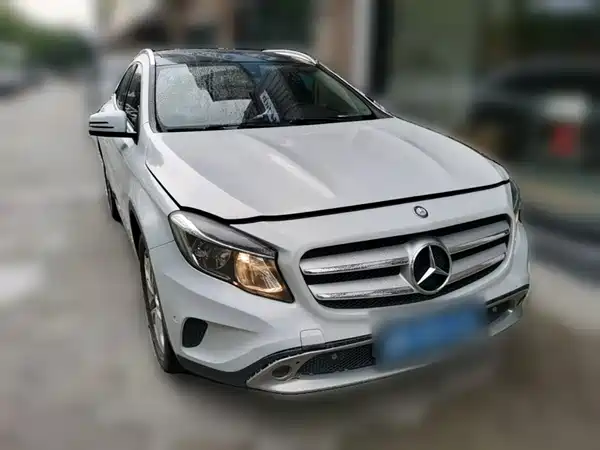 Mercedes-Benz GLA 2016