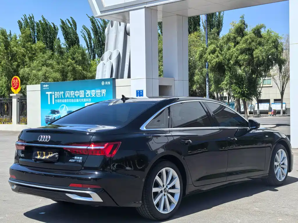 Audi A6L 2024