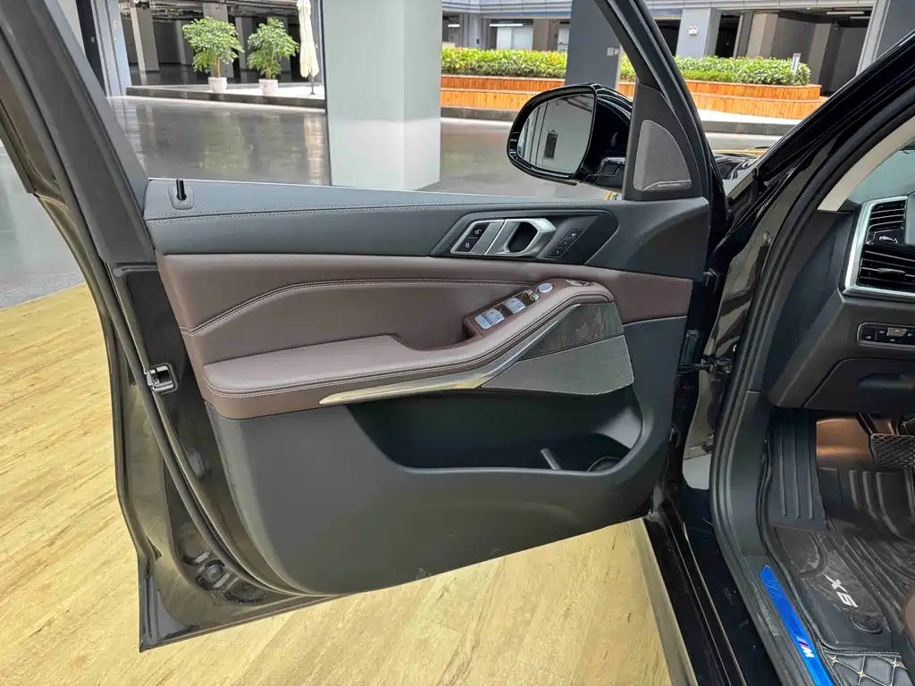 BMW X5 2023 — фото 12