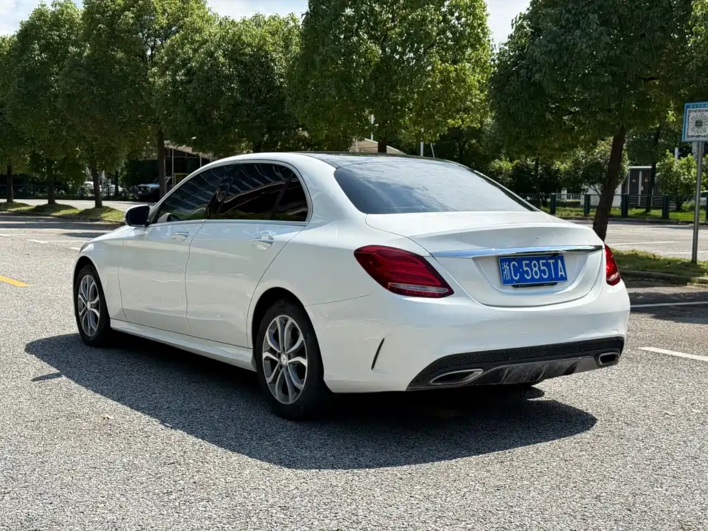 Mercedes-Benz C-Class 2015 — фото 17