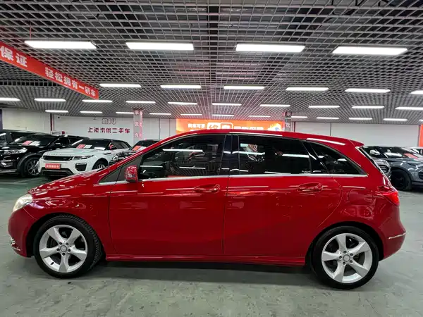 Mercedes-Benz B-Class 2012