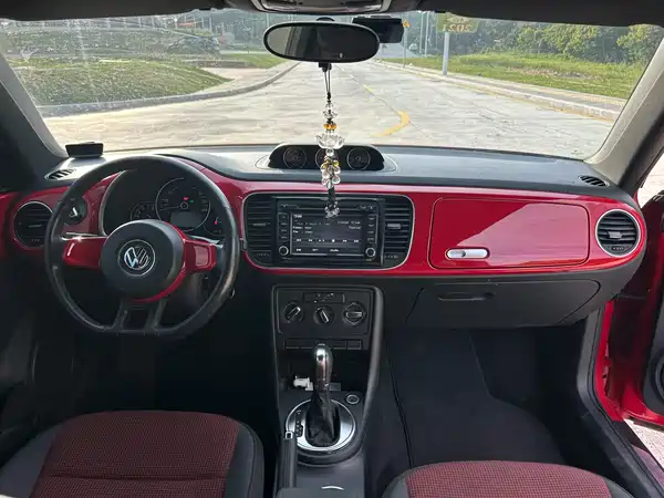 Volkswagen Beetle 2013