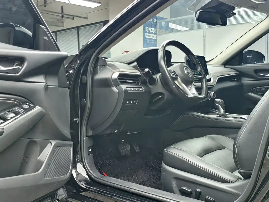 Nissan Teana 2021
