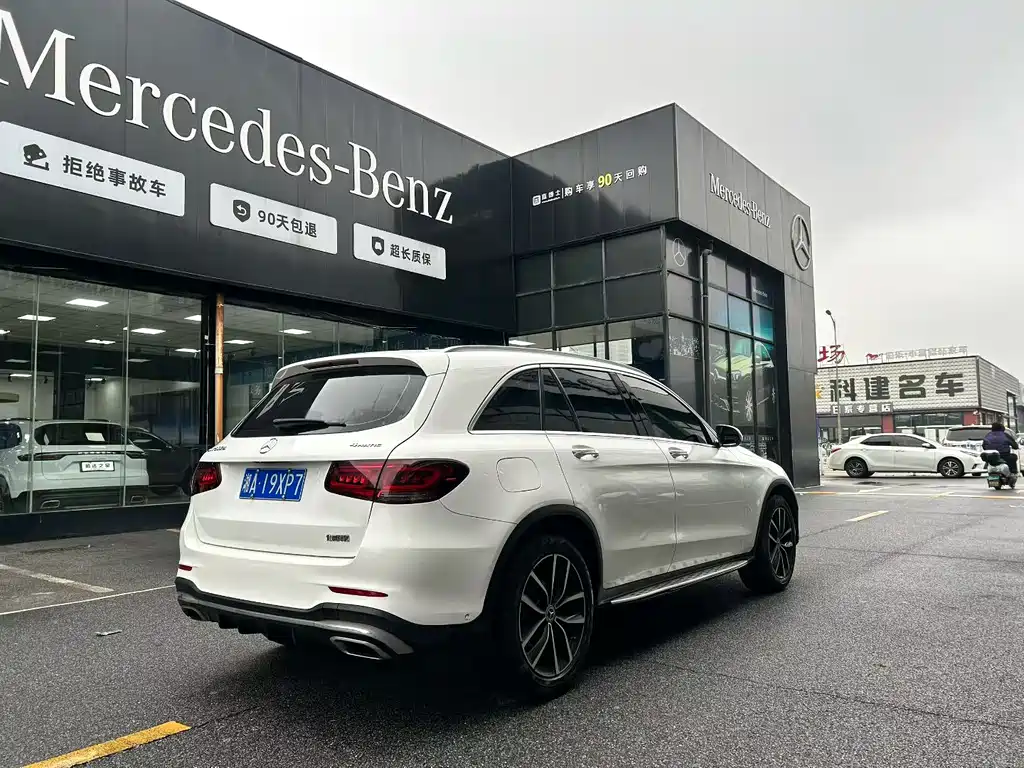 Mercedes-Benz GLC 2021 — фото 8