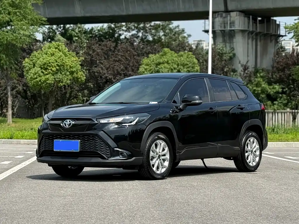Toyota Frontlander 2023