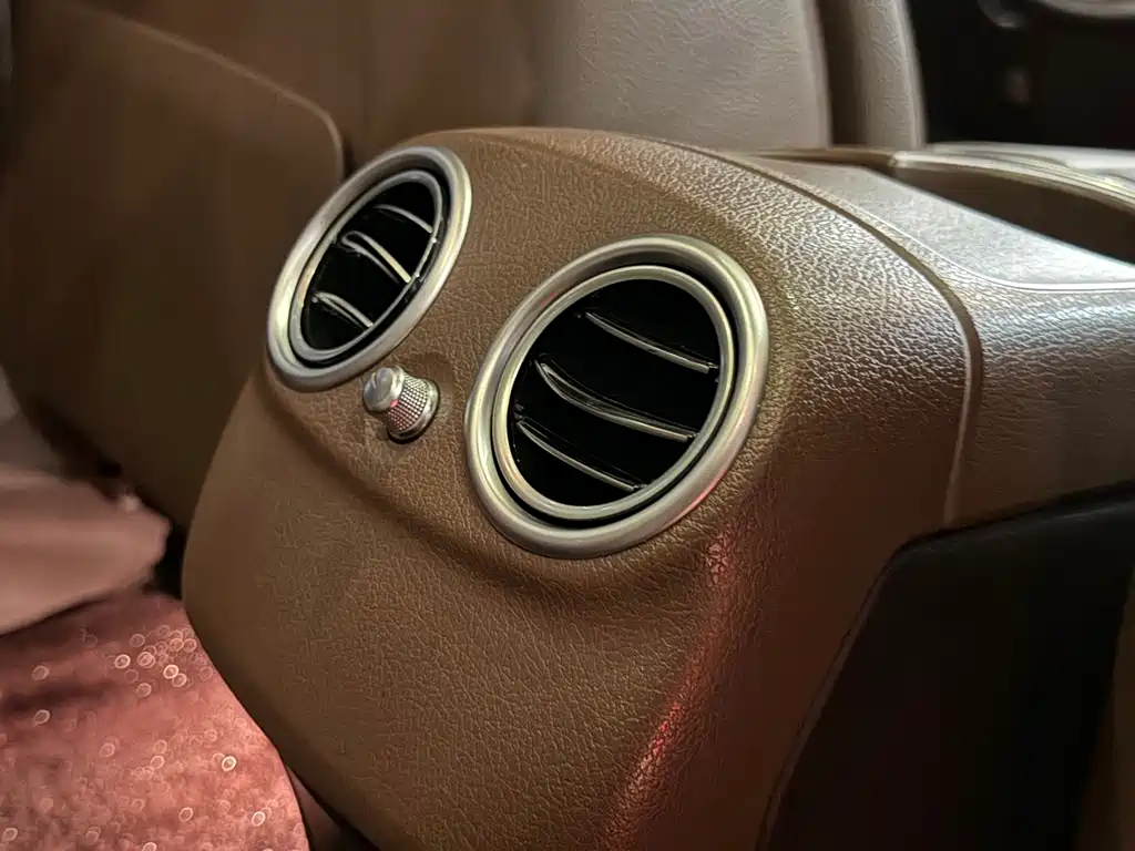 Mercedes-Benz E-Class 2018 — фото 12