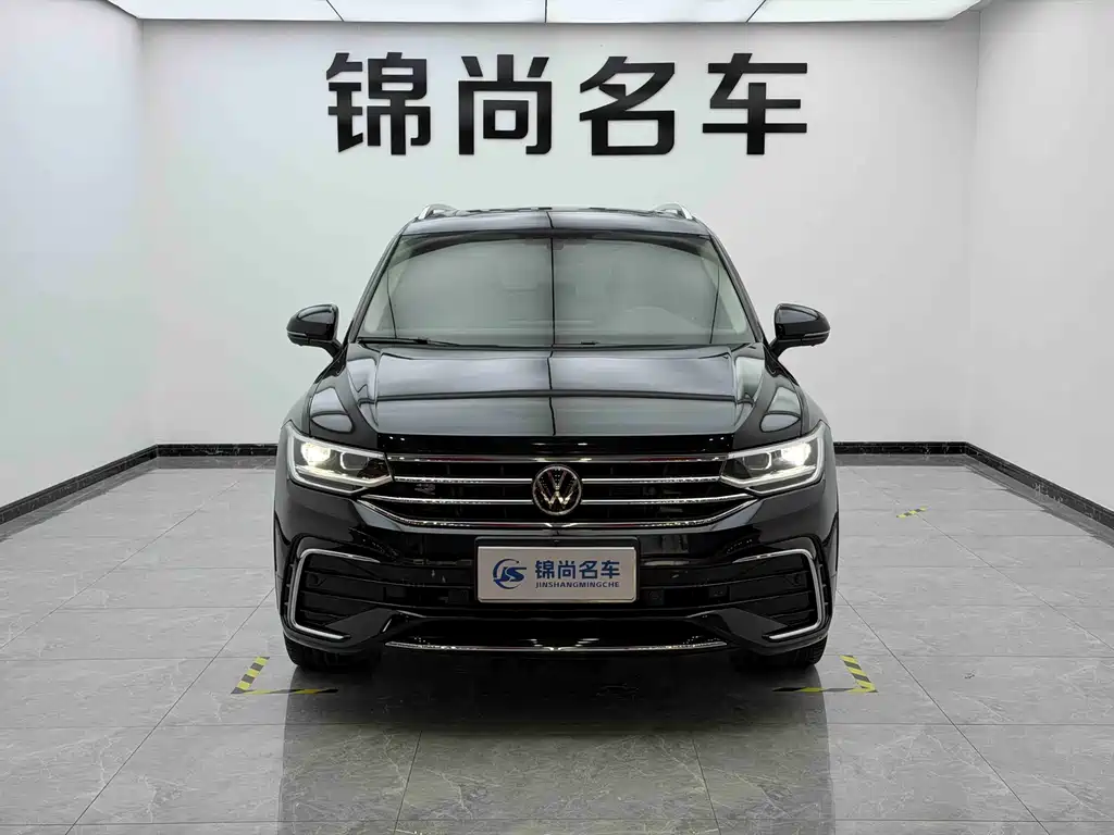 Volkswagen Tiguan L 2022 — фото 3