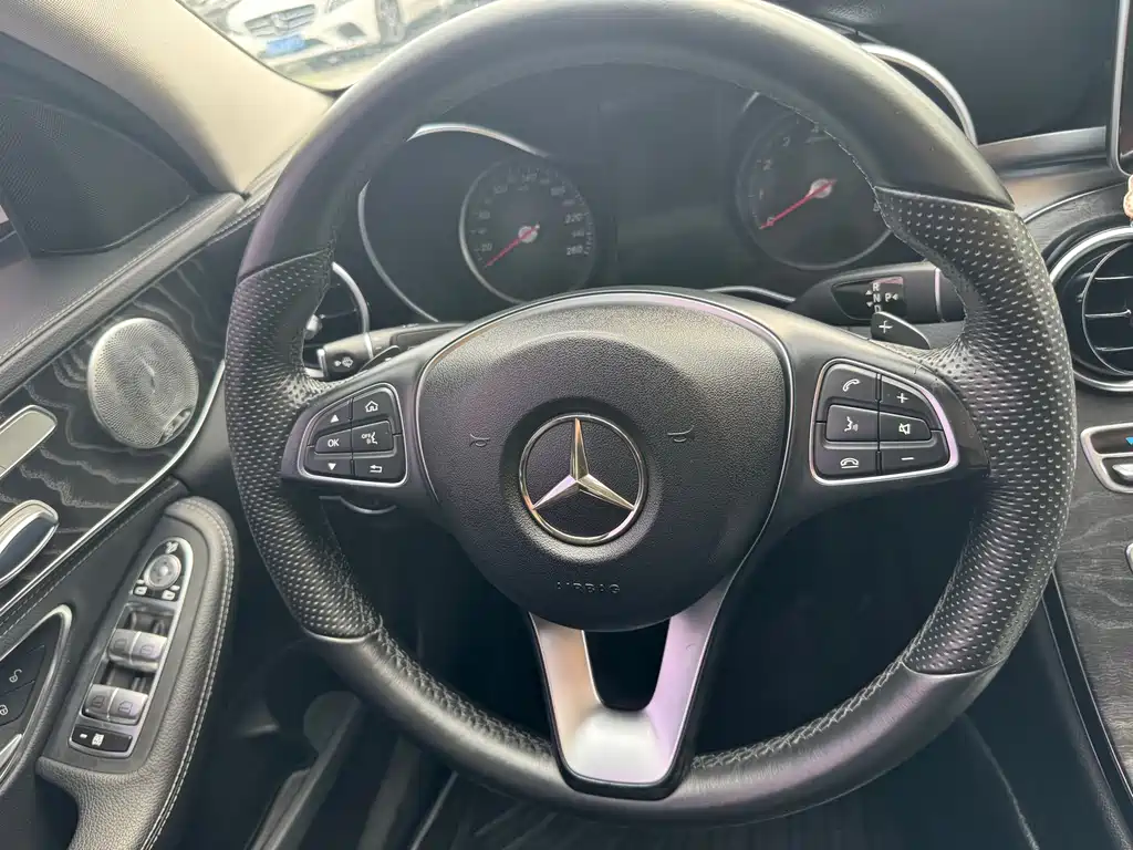 Mercedes-Benz C-Class 2016 — фото 11