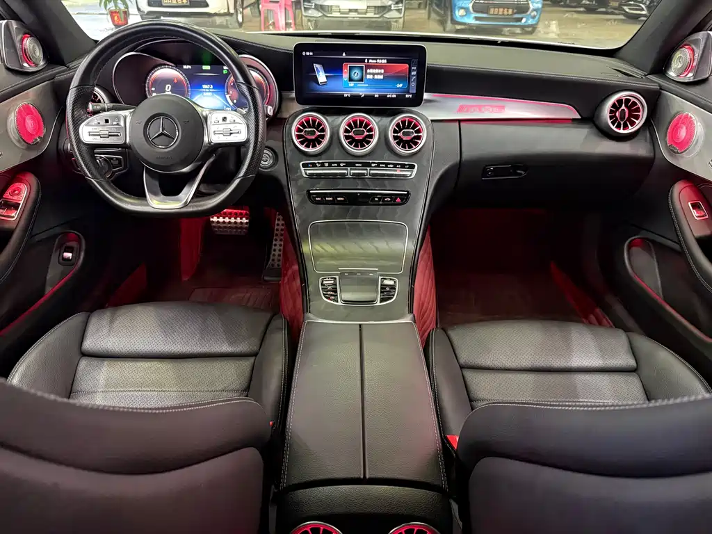 Mercedes-Benz C-Class 2019 — фото 19