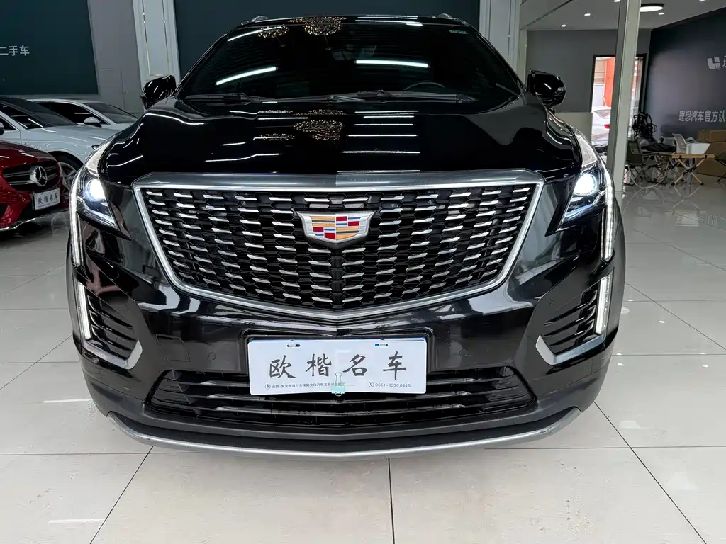 Cadillac XT5 2021 — фото 2