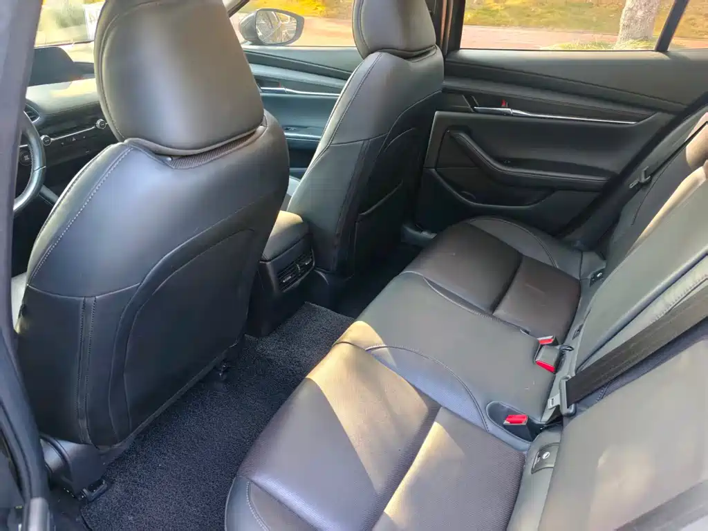 Mazda 3 Axela 2022