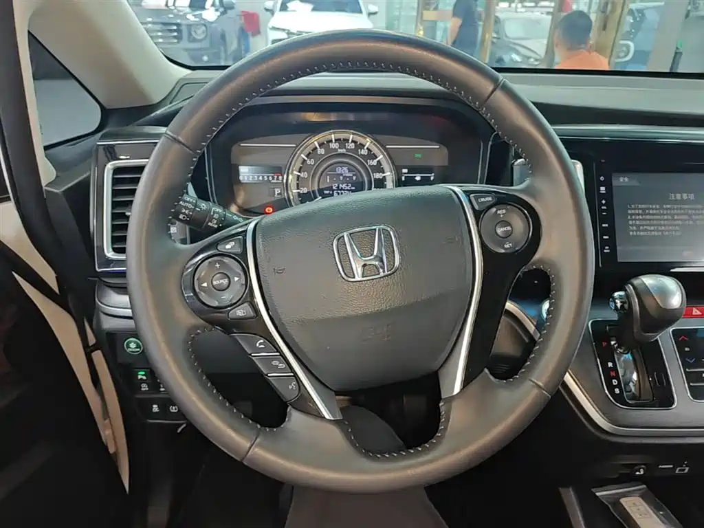 Honda Elysion 2020 — фото 11