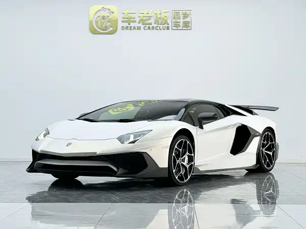 Lamborghini Aventador 2012