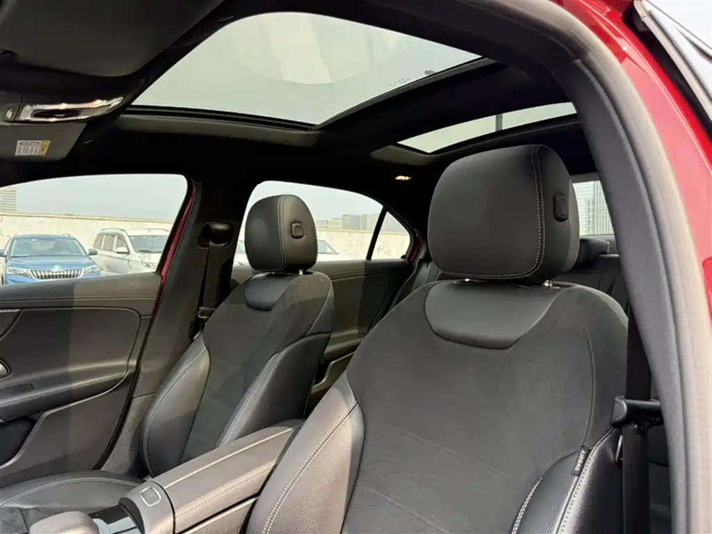 Mercedes-Benz A-Class 2020 — фото 14