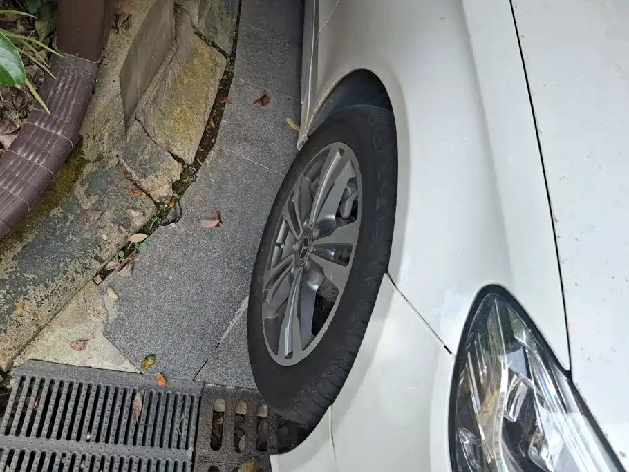 Mercedes-Benz C-Class 2020